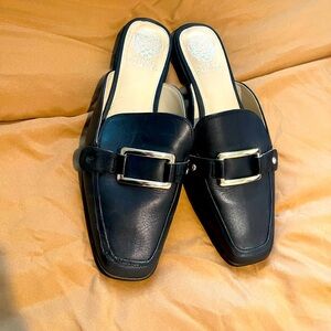 Vintage Vince Camuto Old Money Black Leather W/ Gold Buckle Loafer Size 9.5